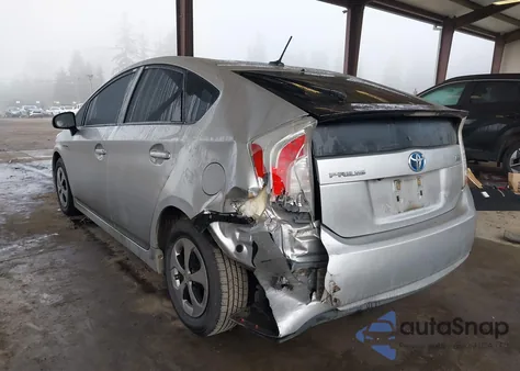 2013 Toyota Prius Three из США, поврежденный, VIN JTDKN3DU6D5590979